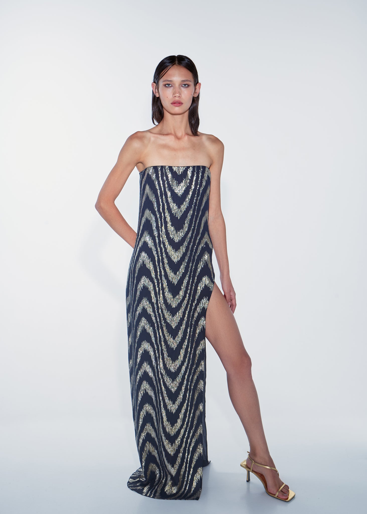 RANIA DRESS - Black and Gold