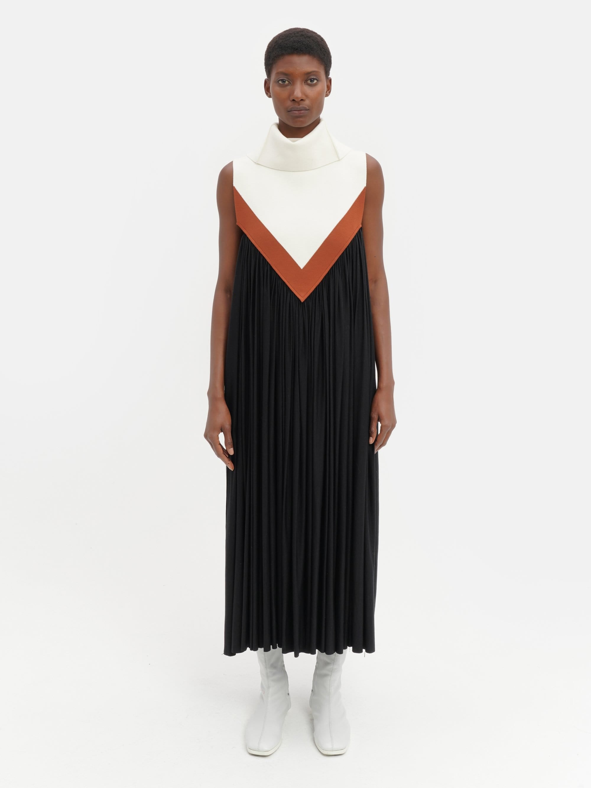 Knitted V Jersey Dress Black