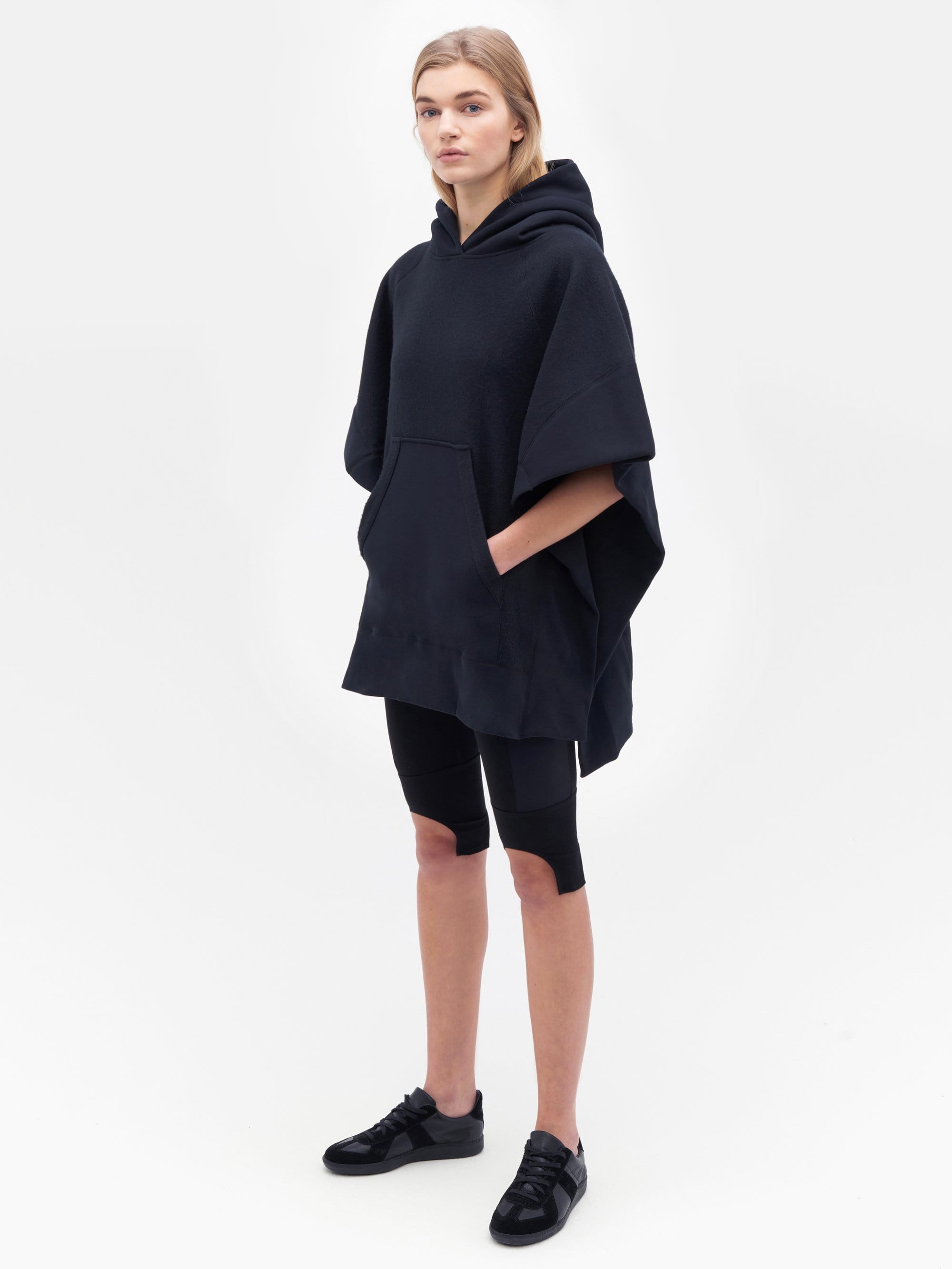 Sweatshirt Poncho Black
